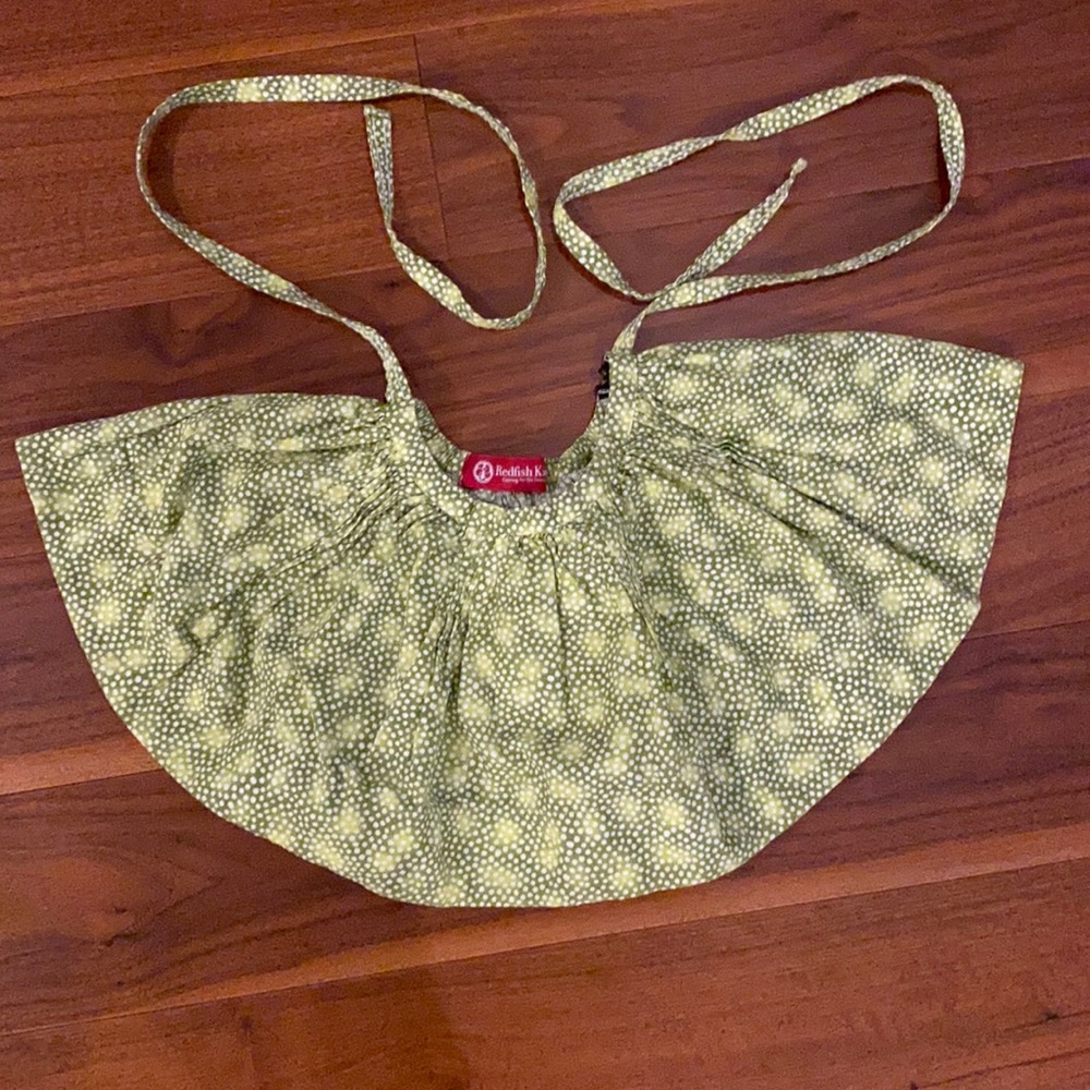 Size 1 (fits more like a 2) Redfish skirt.